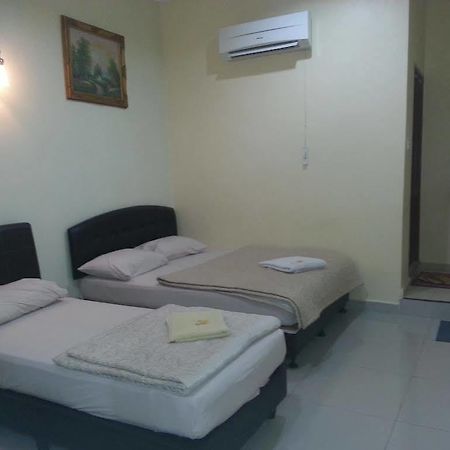 Casavilla Travellers Lodge Taiping Bagian luar foto