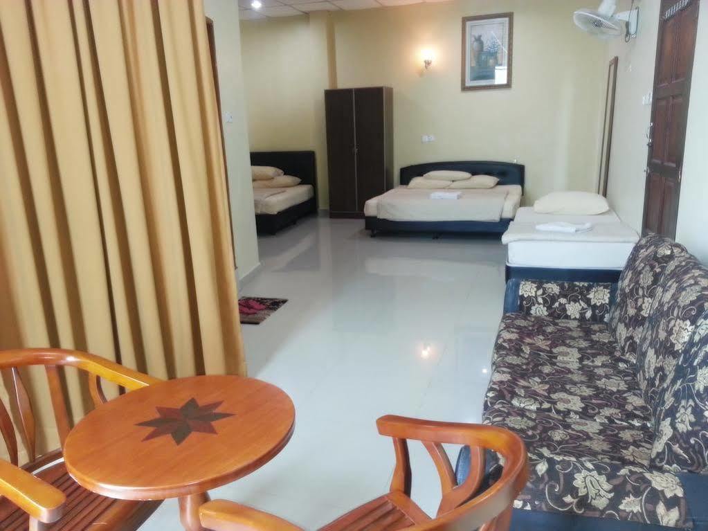 Casavilla Travellers Lodge Taiping Bagian luar foto